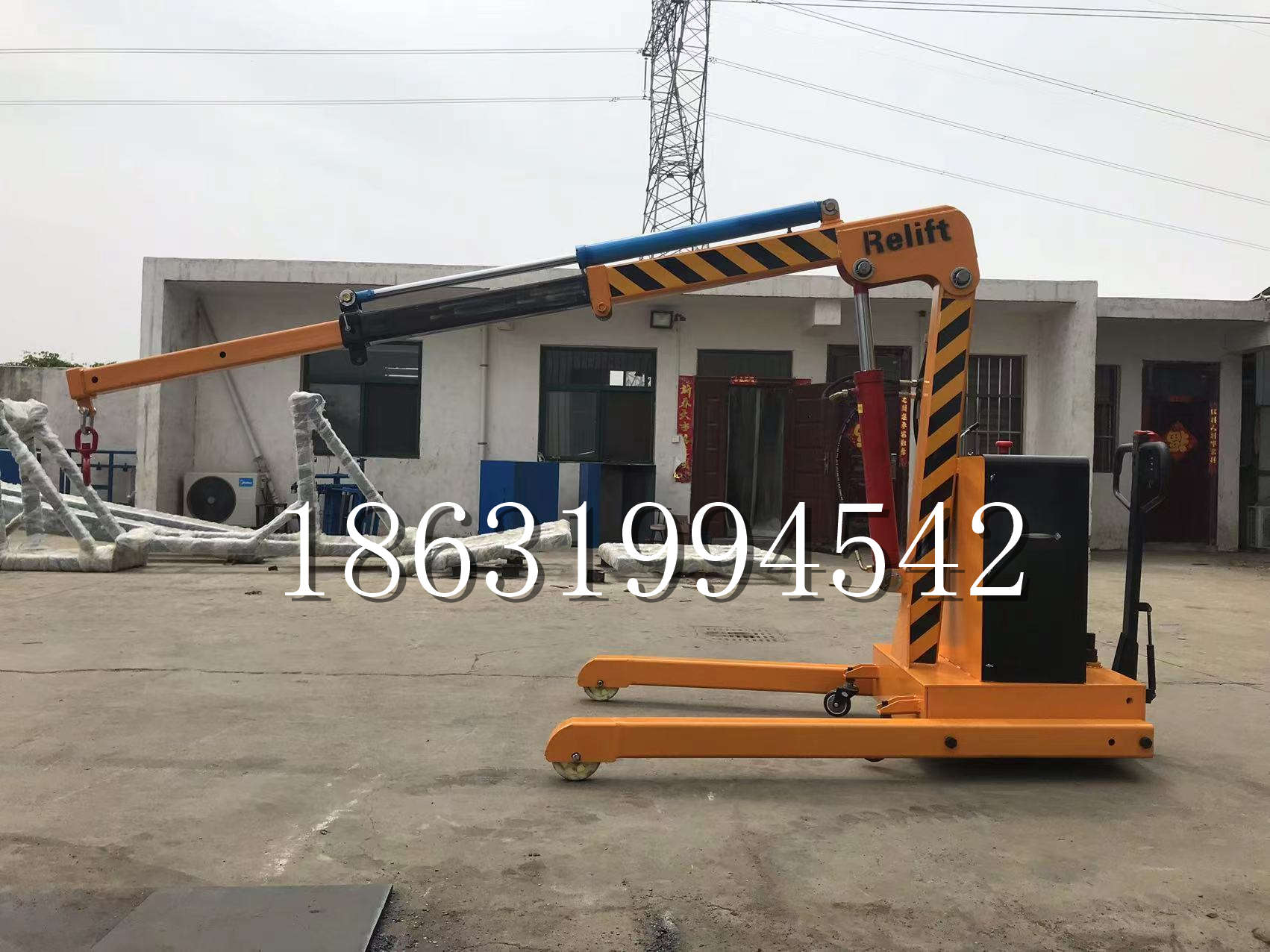 彝良县久征定做3吨三轮随车吊 农用园林绿化移树吊 平板工程用小吊机